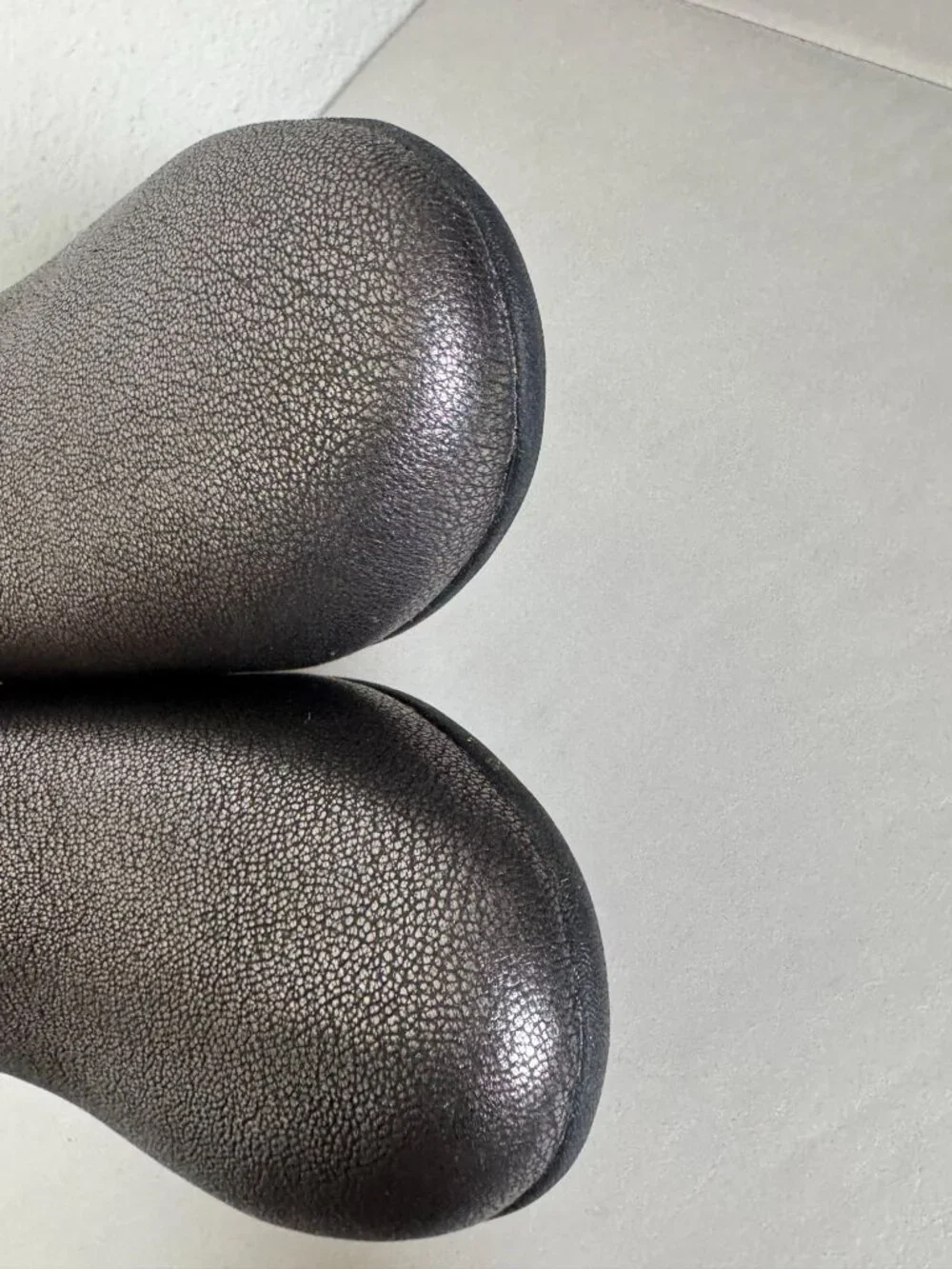 Dansko Womens Gray Metallic Leather Flat Slip-On Loafers Shoes Size 12 EU 42
